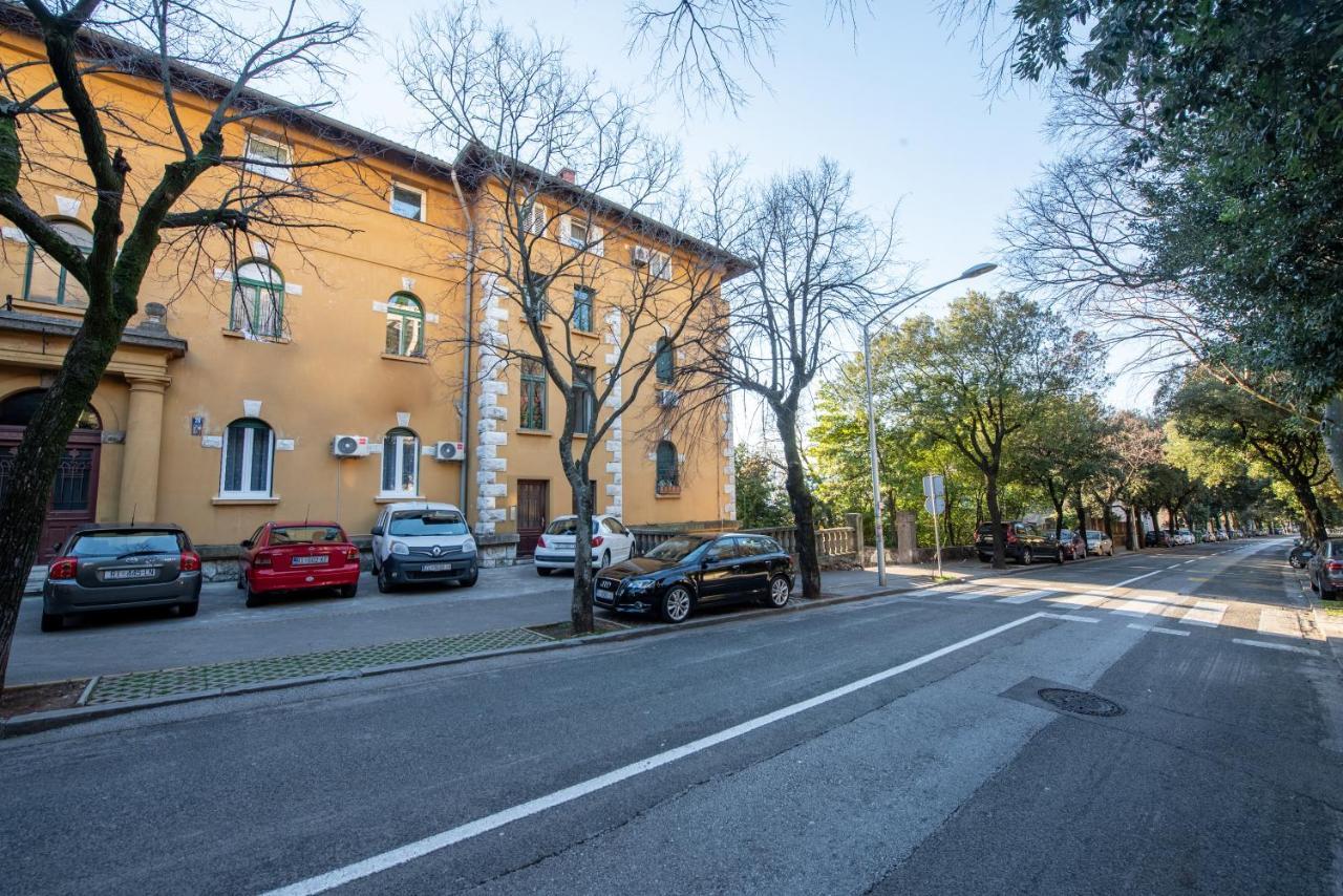 Apartman Cezar Appartamento Fiume Esterno foto