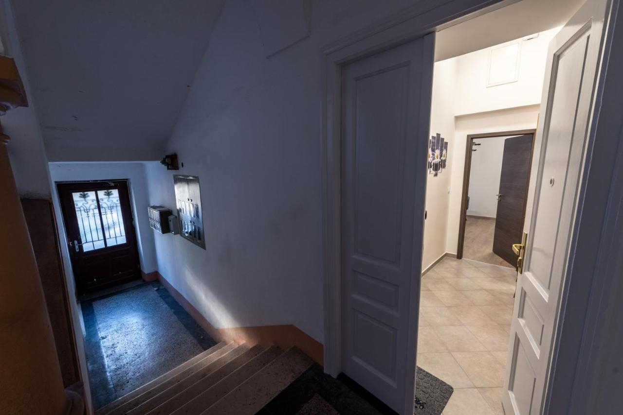 Apartman Cezar Appartamento Fiume Esterno foto
