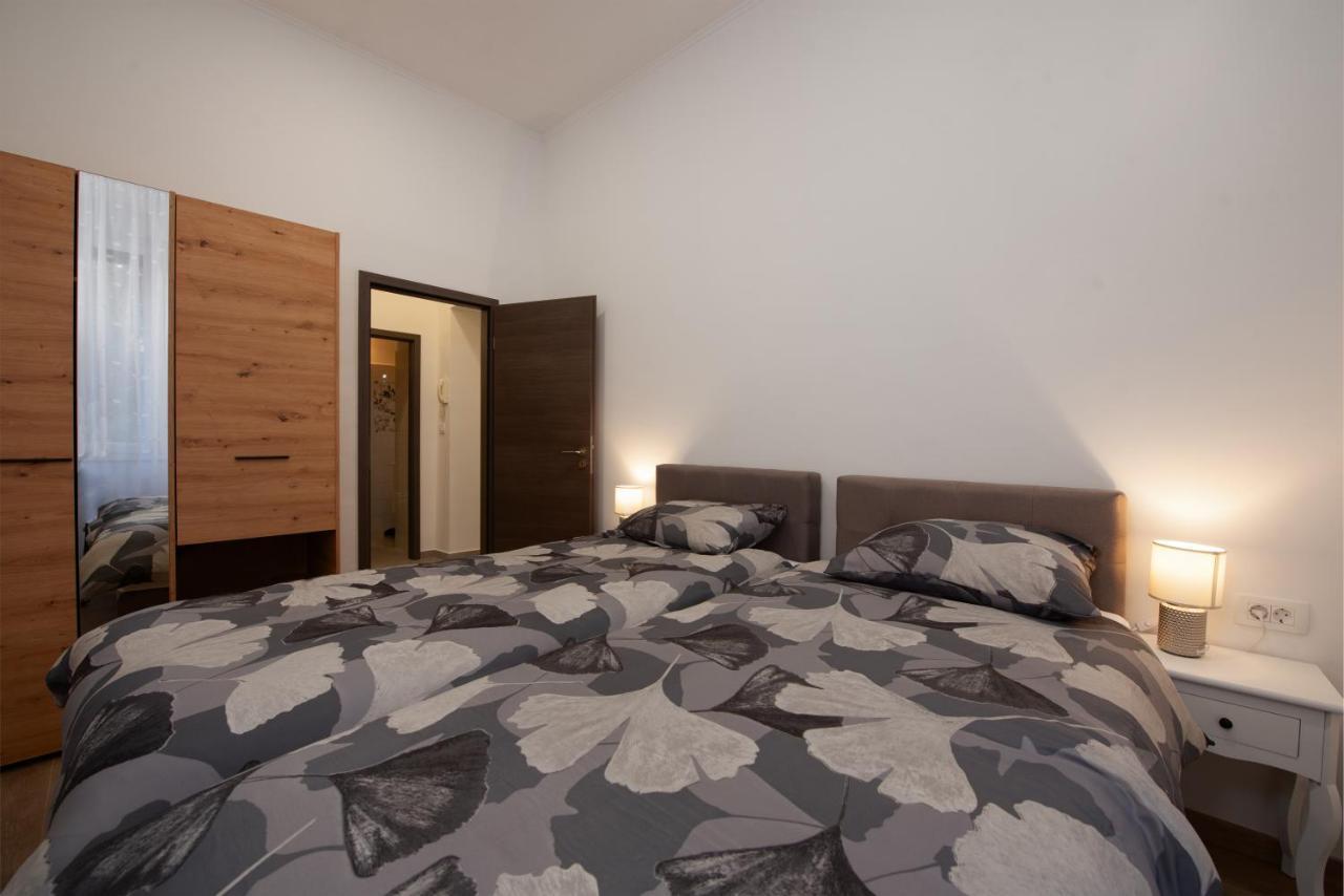 Apartman Cezar Appartamento Fiume Esterno foto