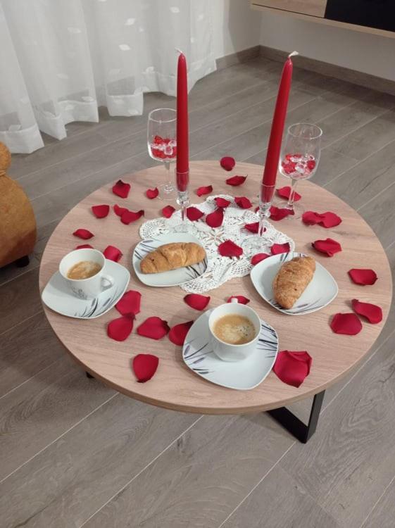 Apartman Cezar Appartamento Fiume Esterno foto