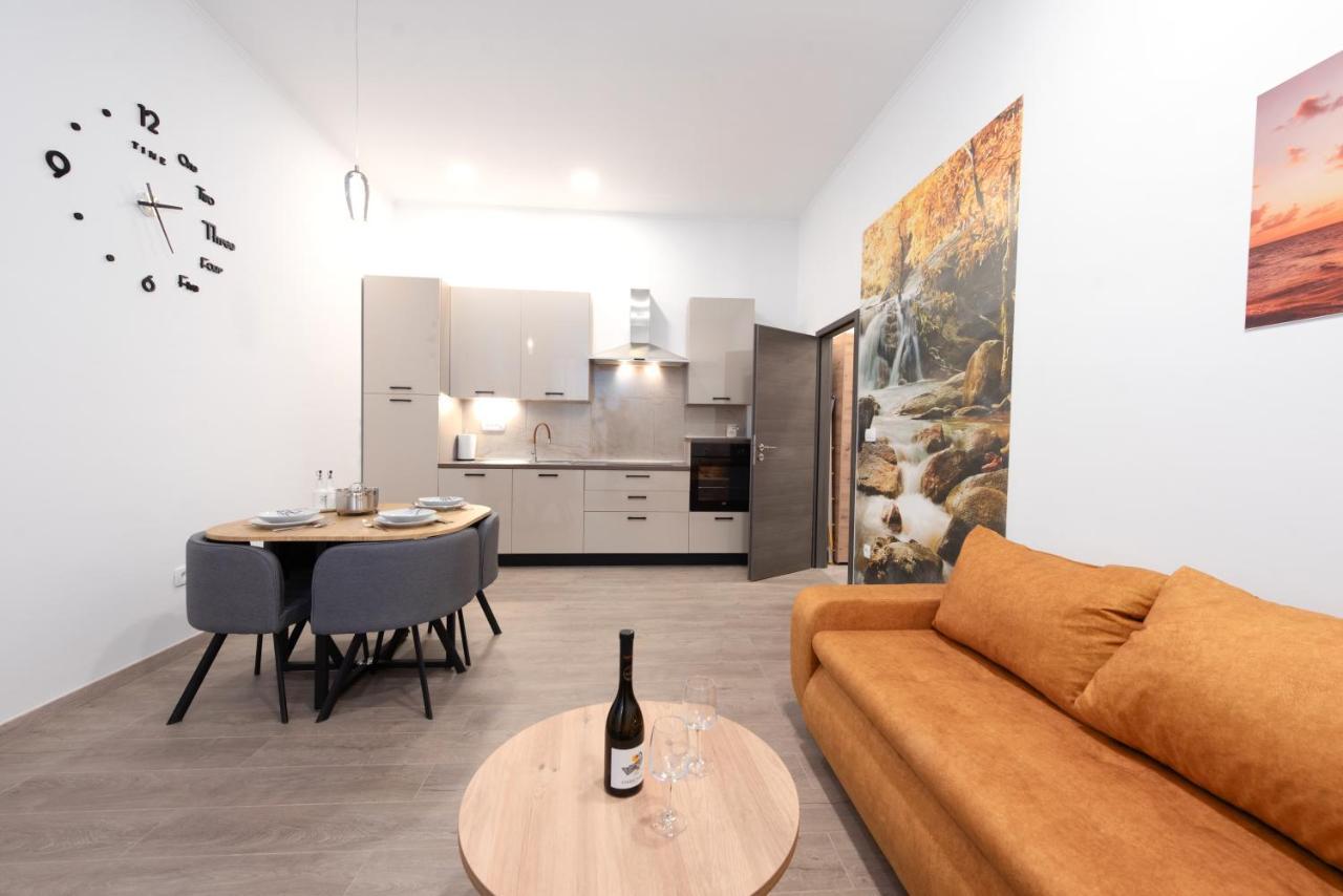 Apartman Cezar Appartamento Fiume Esterno foto