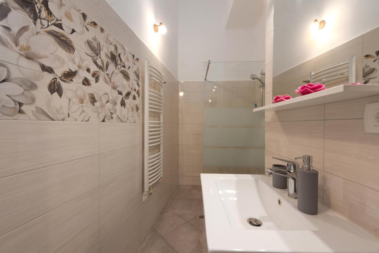 Apartman Cezar Appartamento Fiume Esterno foto