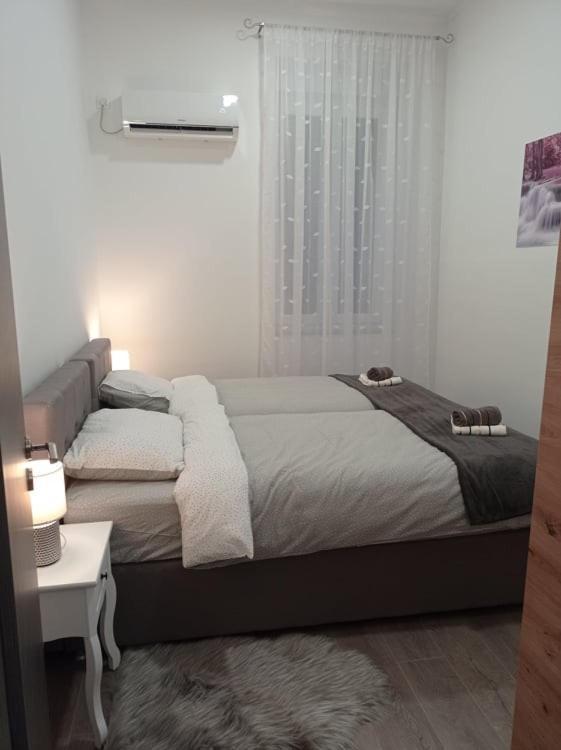 Apartman Cezar Appartamento Fiume Esterno foto