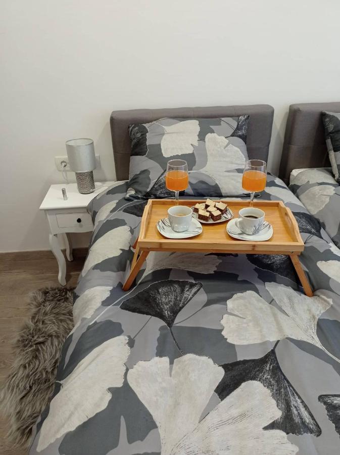 Apartman Cezar Appartamento Fiume Esterno foto
